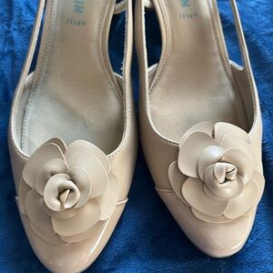 Anne Klein Beige Floral Heels